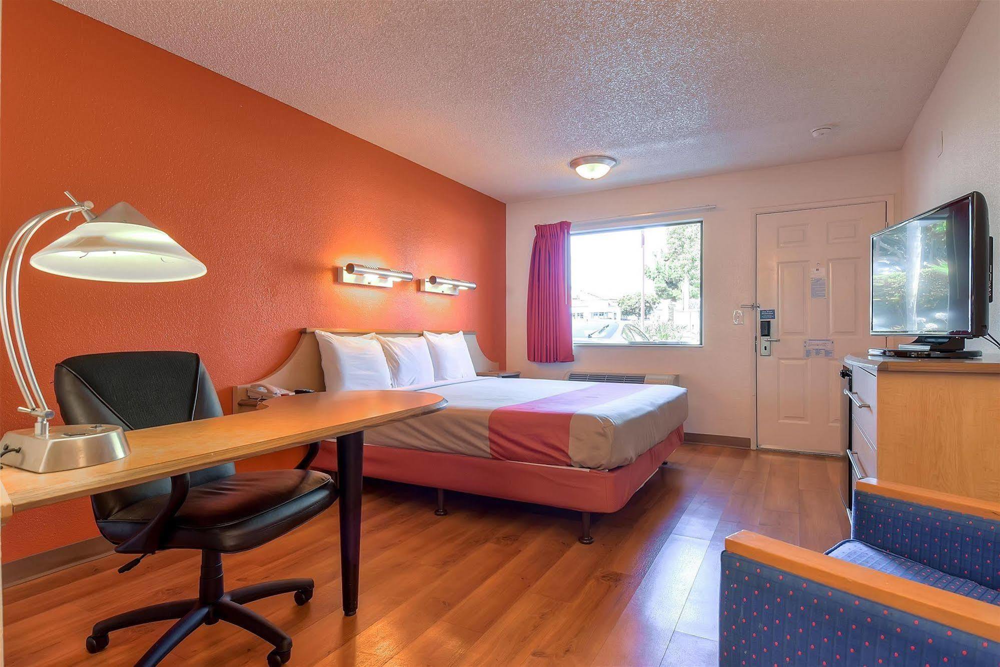 6-carlsbad, Ca - East Near Legoland 2* Carlsbad